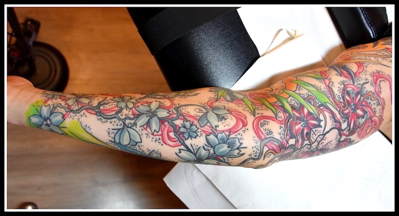 Cherry Blossoms Sleeve Japanese Style 