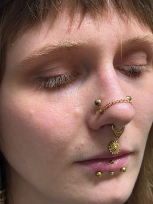 High Nostril & Medusa  & Septum Lippen Piercing 